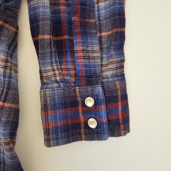 Wrangler Boys 10-12 shirt long sleeve Button down blue Plaid western 100% Cotton - Picture 6 of 10